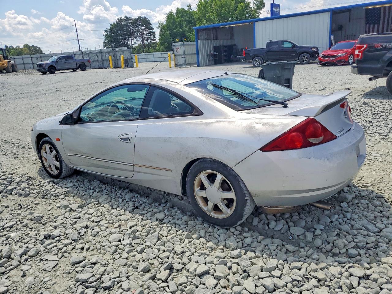 Mercury Cougar V6