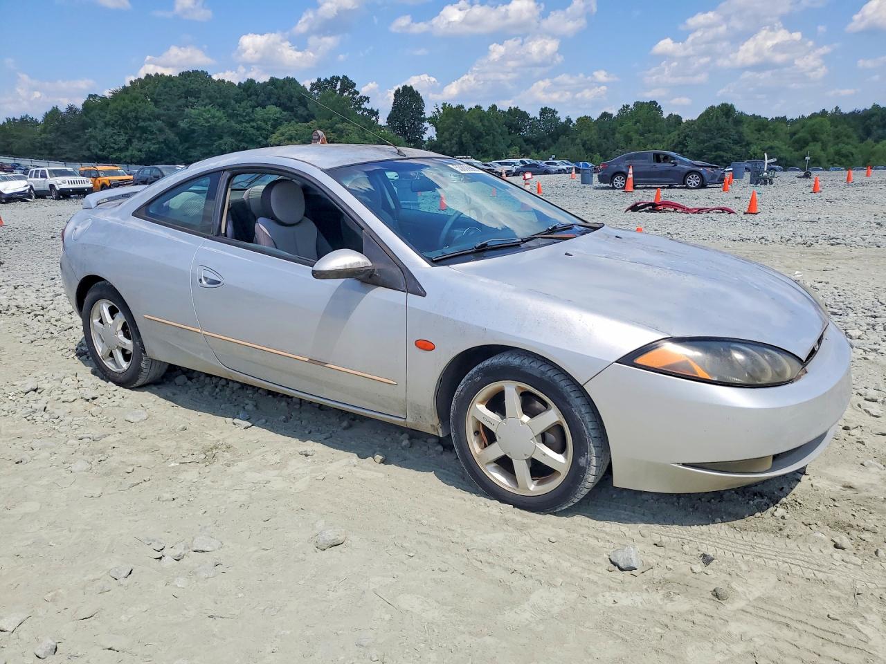 Mercury Cougar V6