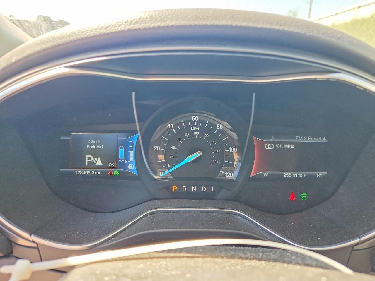 Ford Fusion Titanium Hev