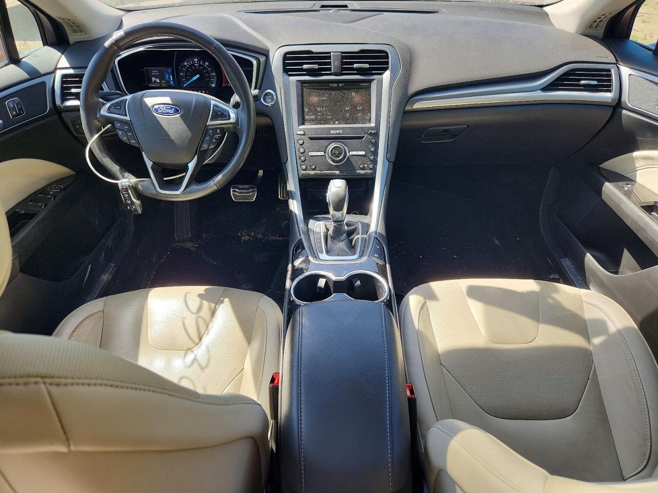 Ford Fusion Titanium Hev
