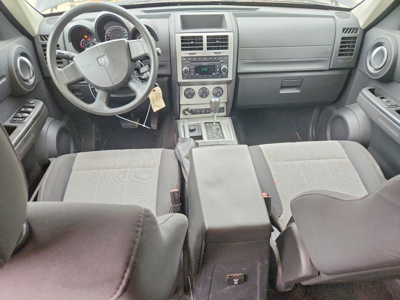Dodge Nitro Sxt