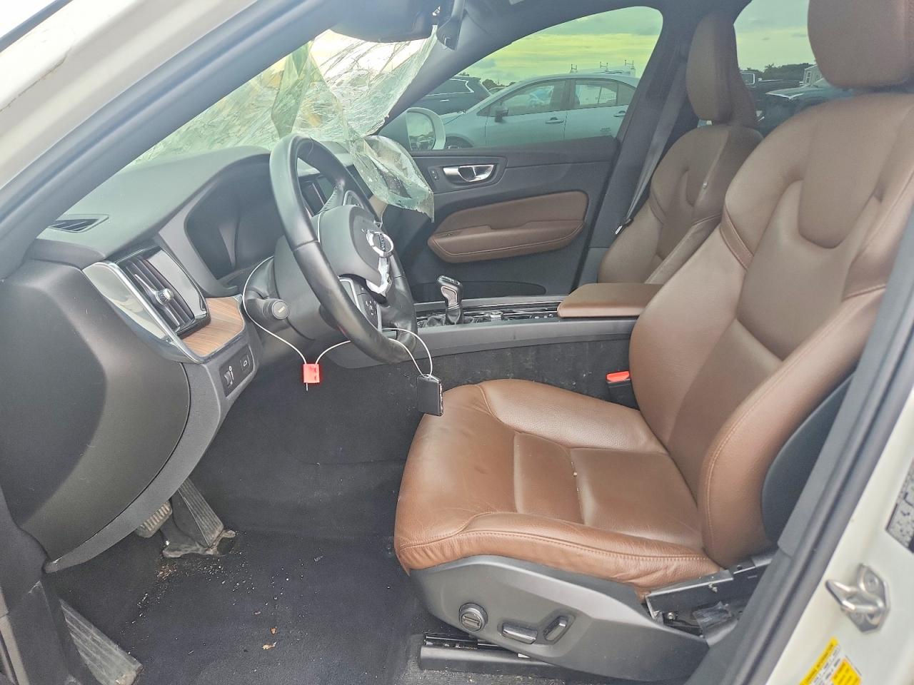 Volvo XC60 T5 Momentum