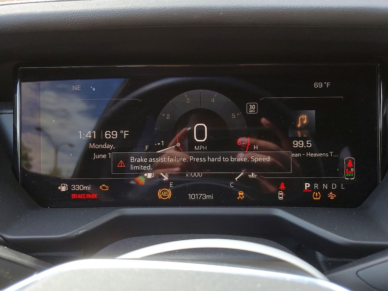 GMC Acadia Elevation