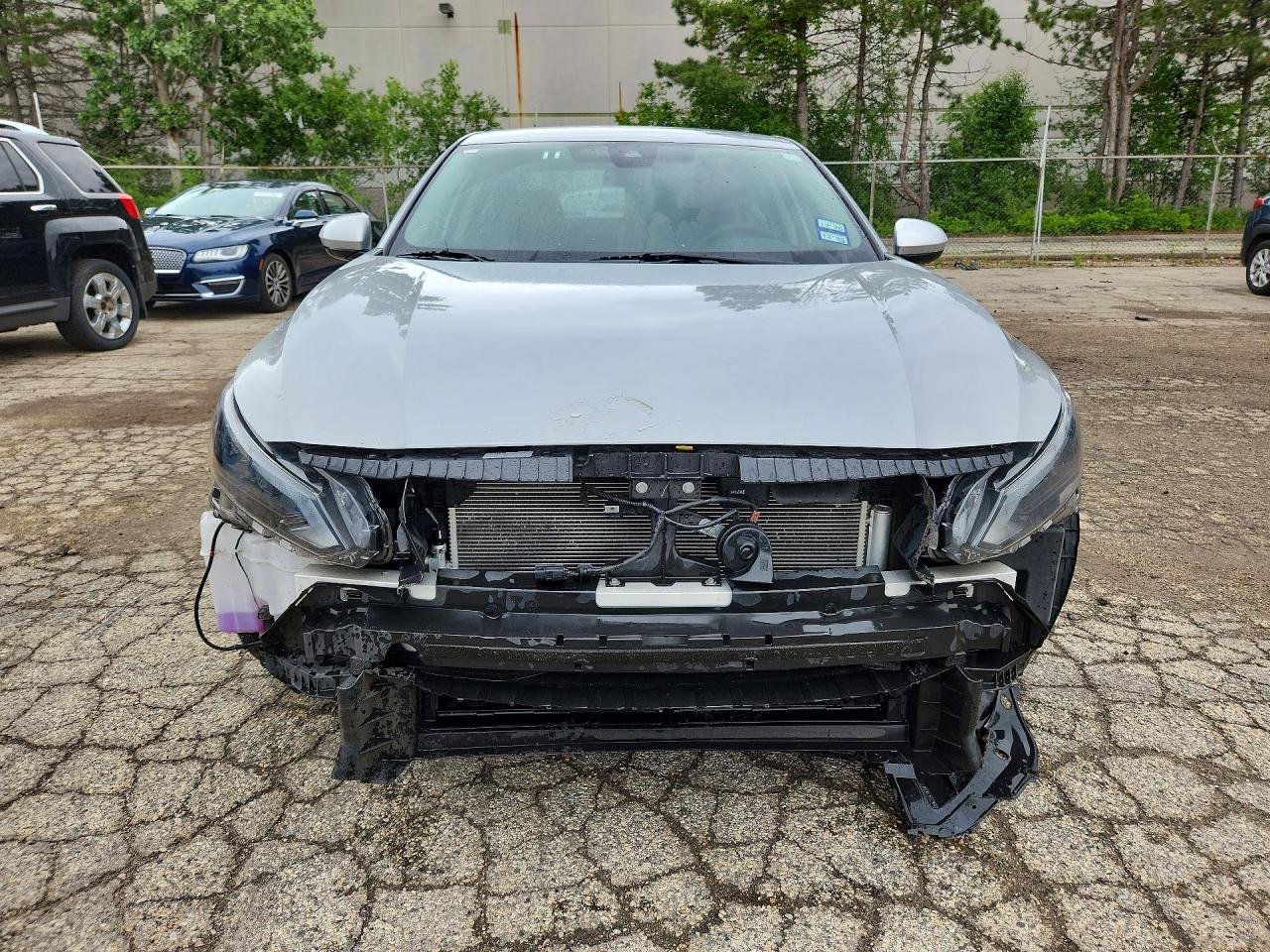 Nissan Altima S