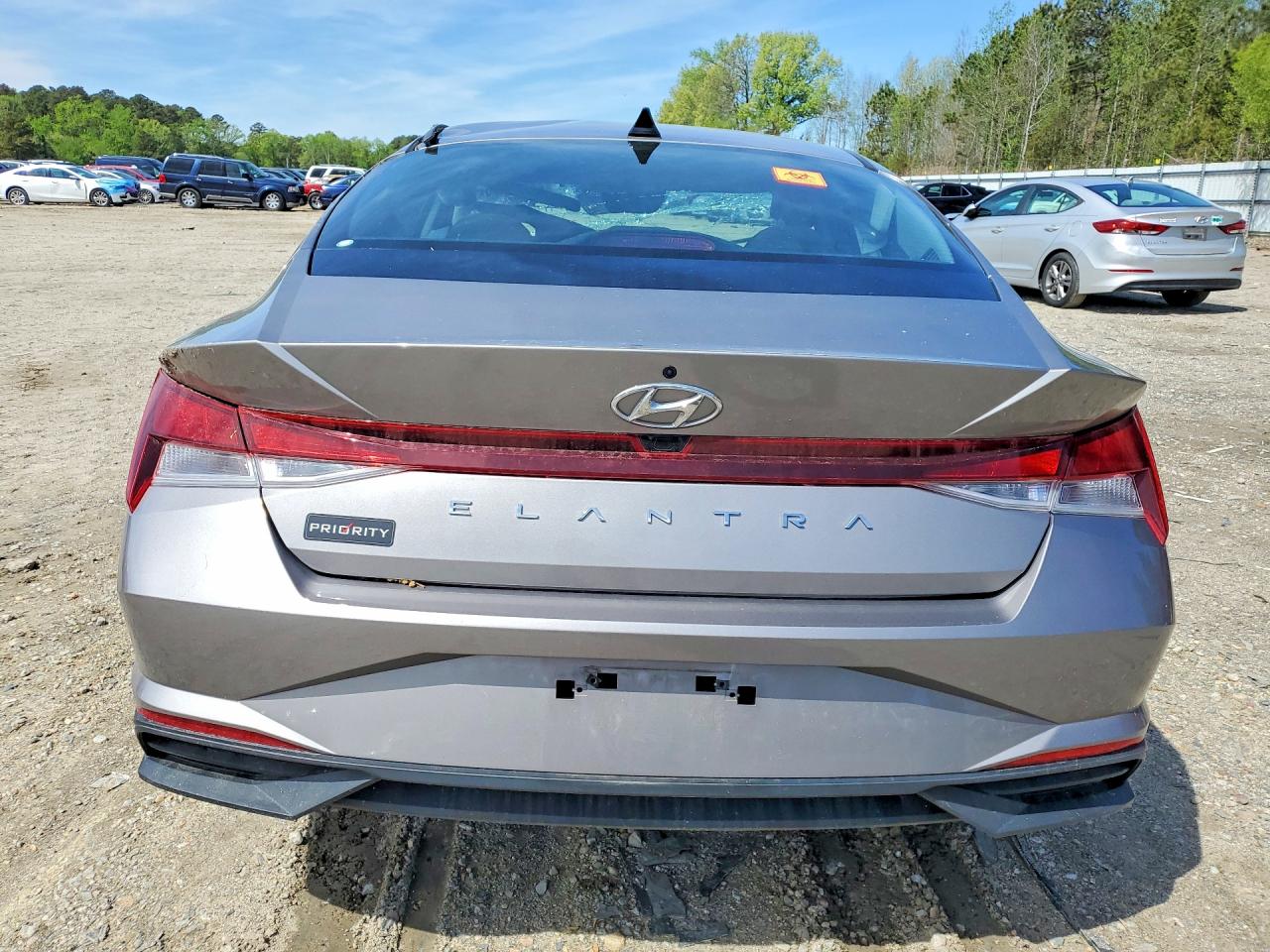 Hyundai ELANTRA Sel