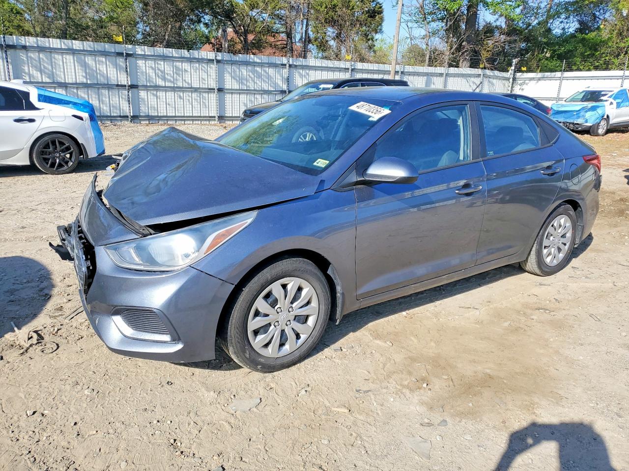 Salvage Hyundai ACCENT Image