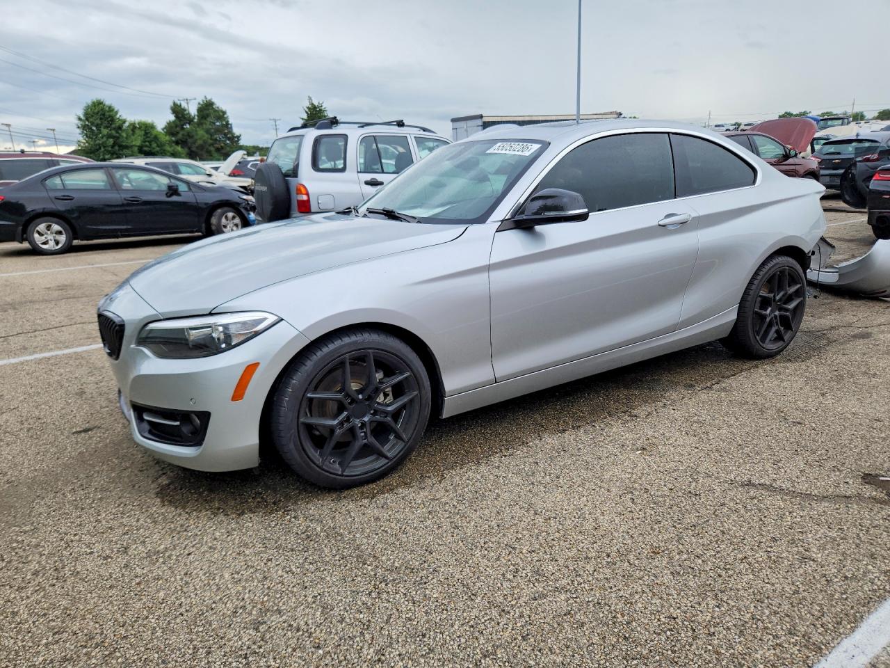 Salvage BMW 2 Series Image