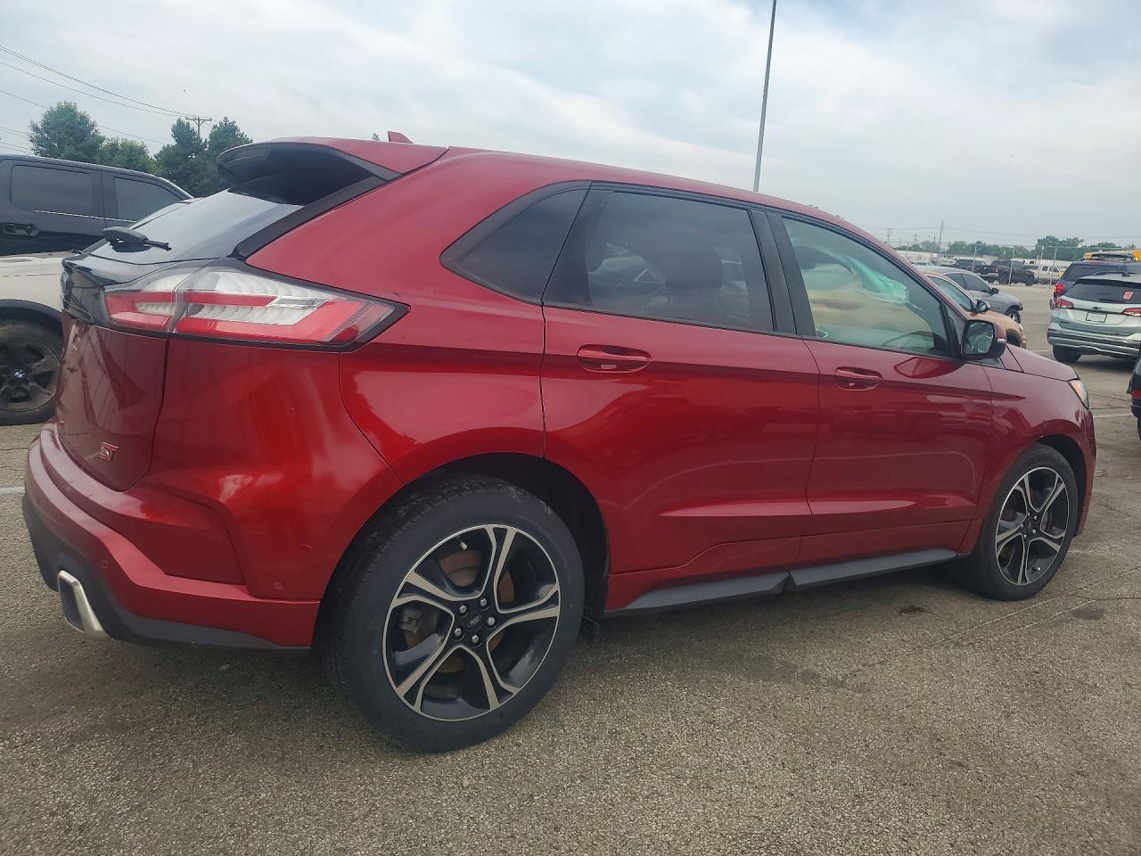 Ford Edge St