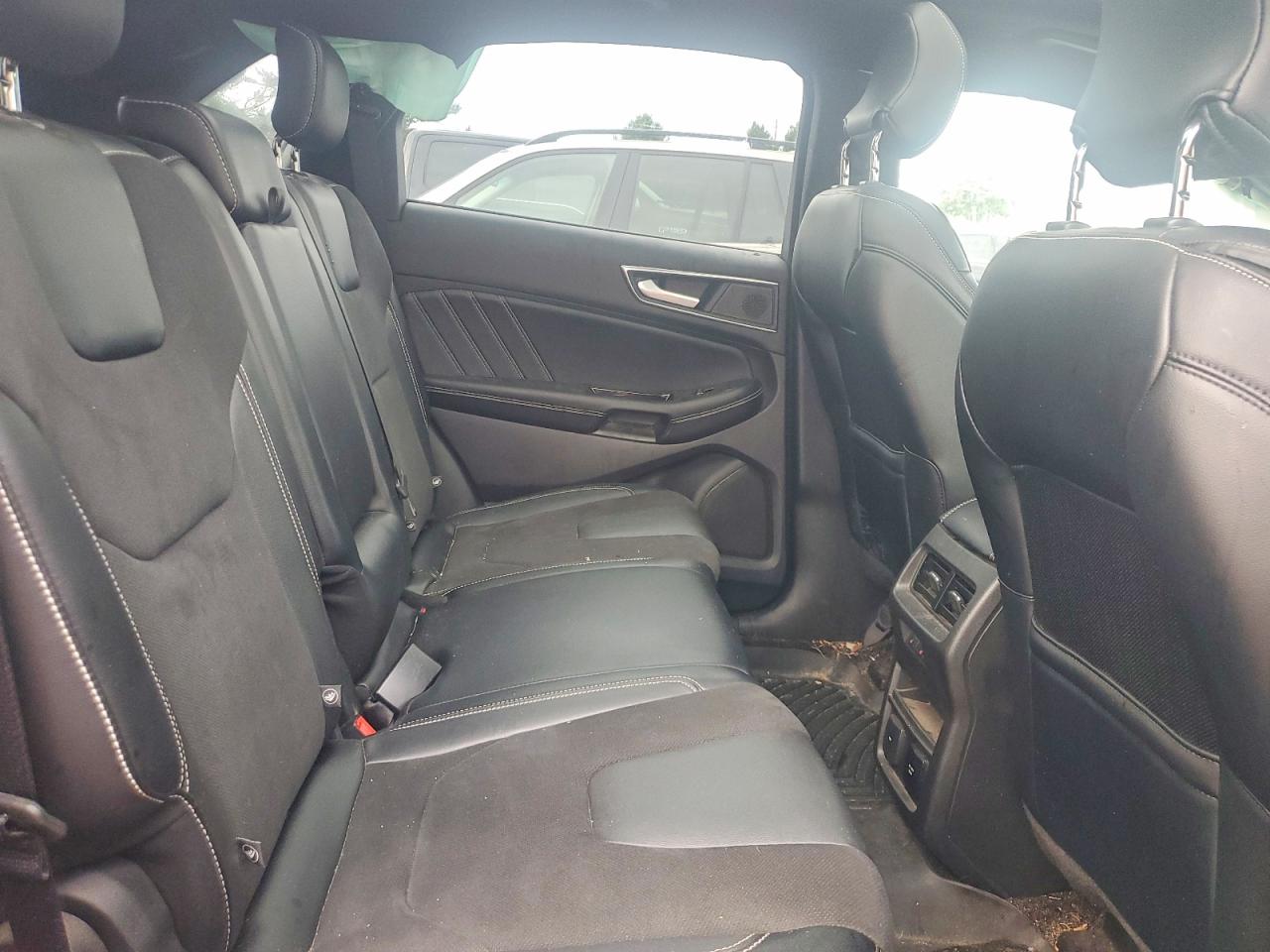 Ford Edge St