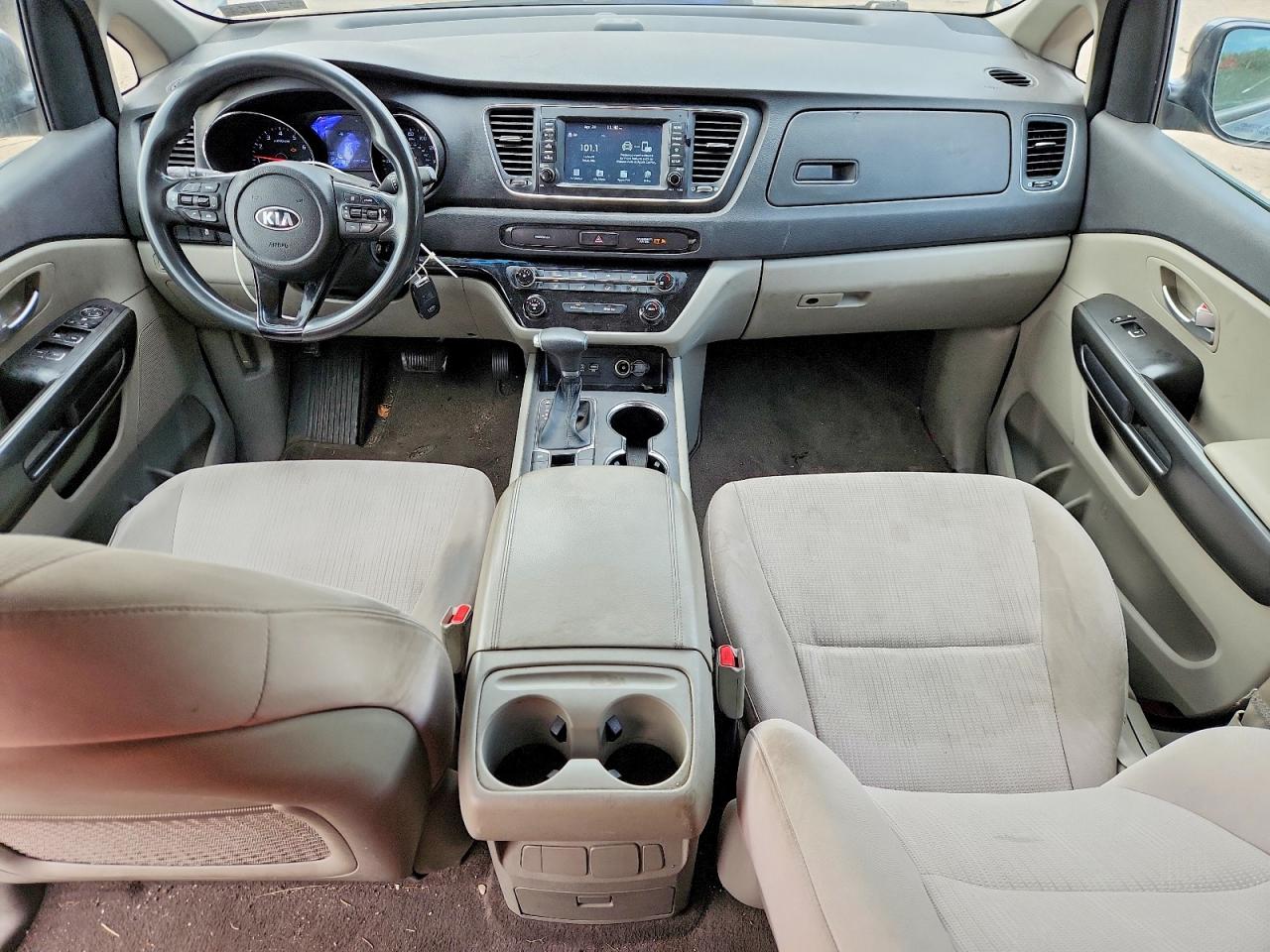 Kia Sedona Lx
