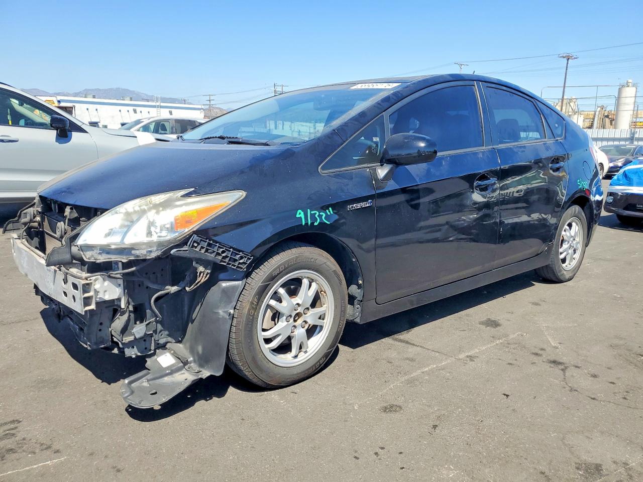 Salvage Toyota Prius Image