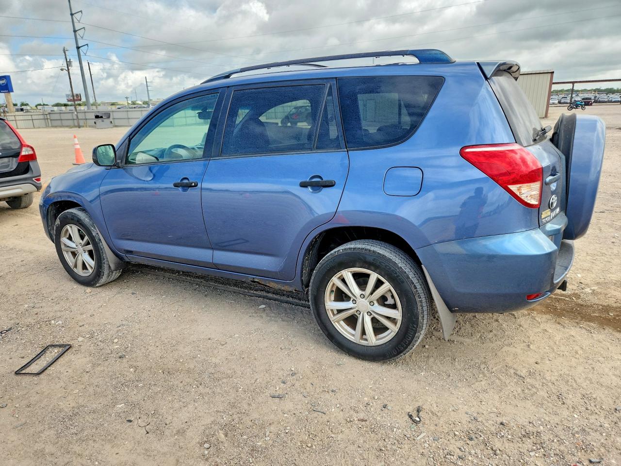 Toyota RAV4 Base