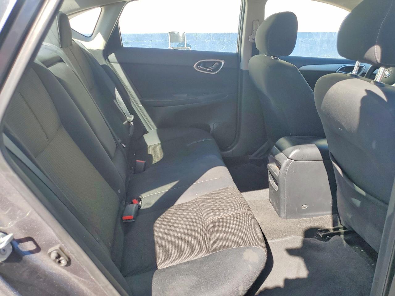 Nissan Sentra S