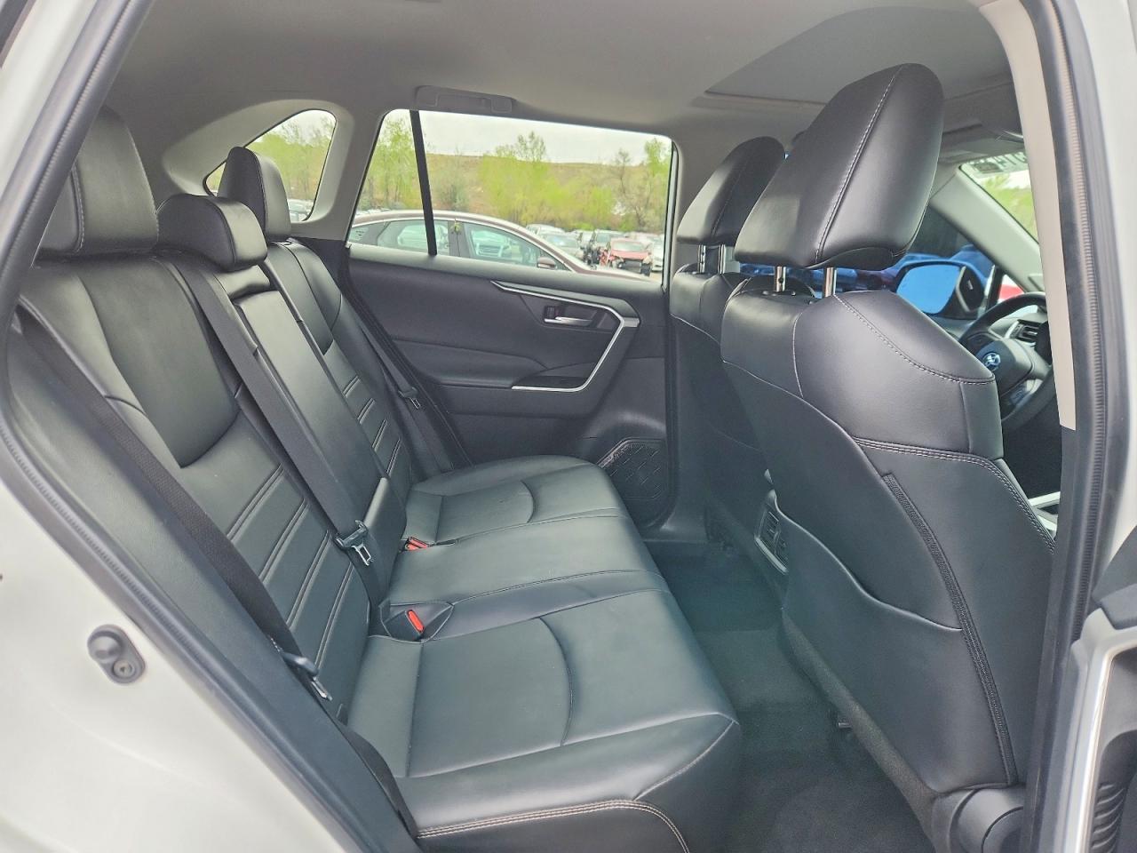 Toyota RAV4 Xle Premium