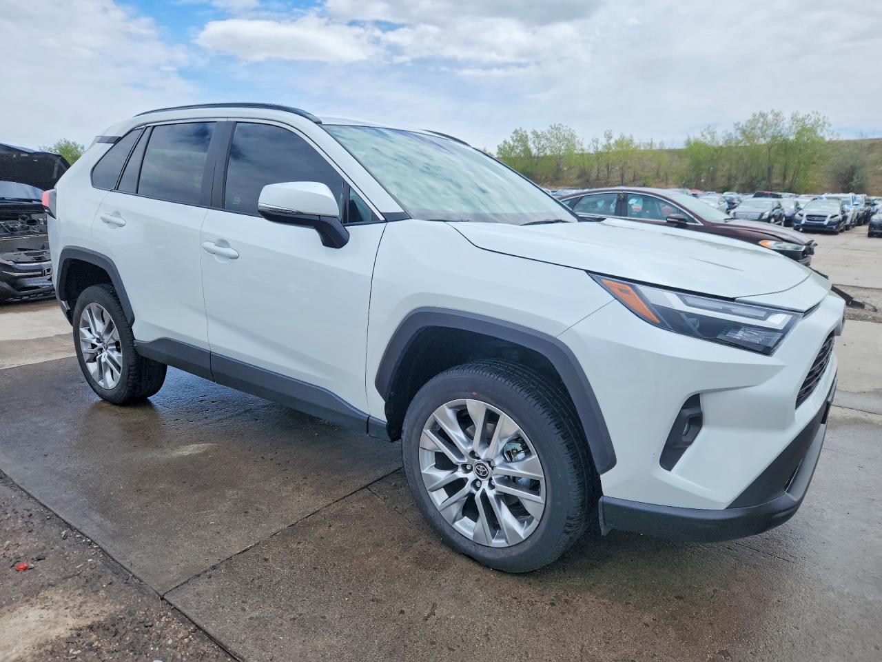 Toyota RAV4 Xle Premium