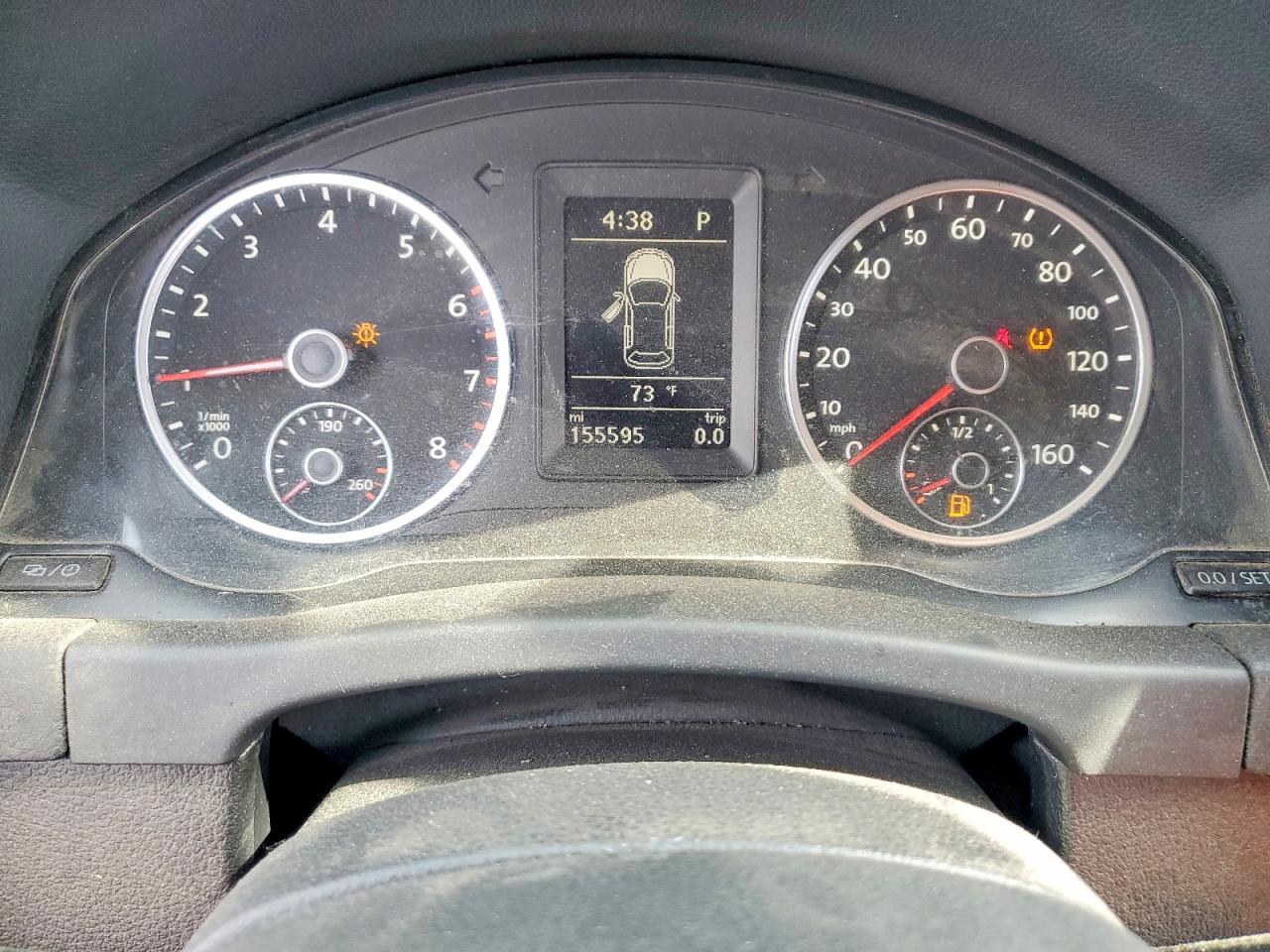 Volkswagen Tiguan S