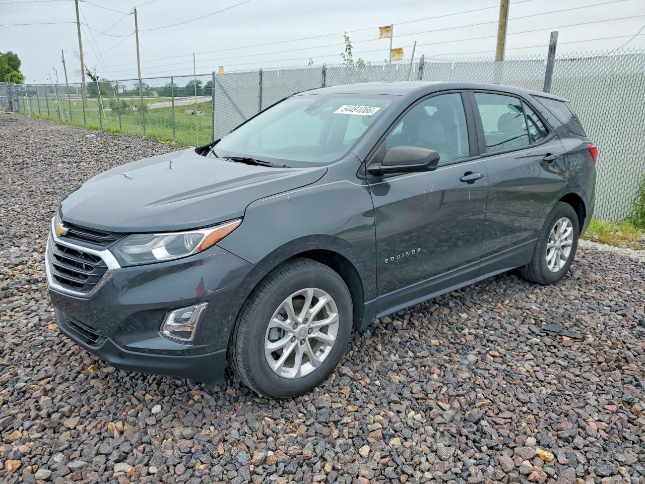 Salvage Chevrolet Equinox Image