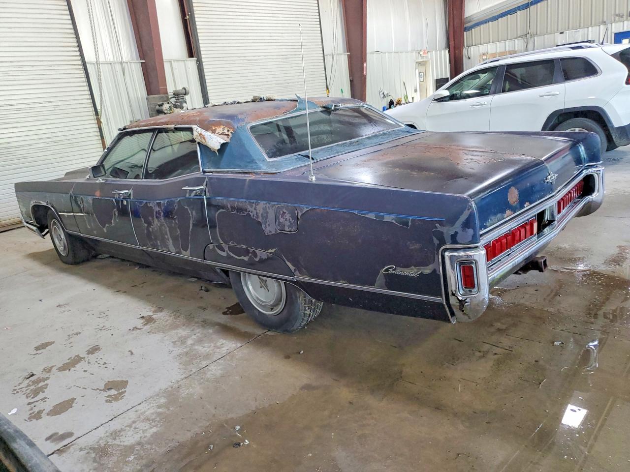 Lincoln Continental