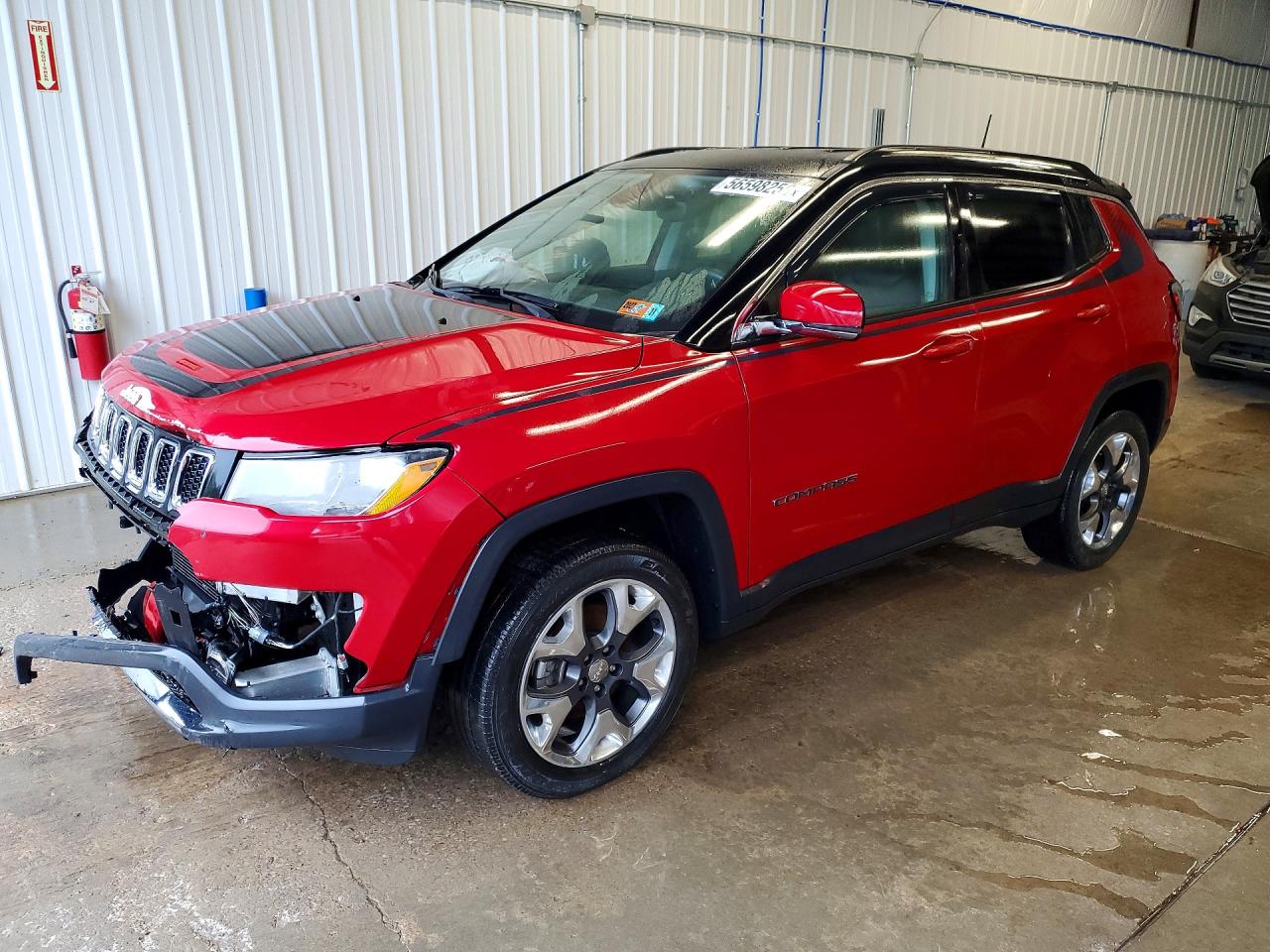 Salvage Jeep Compass Image
