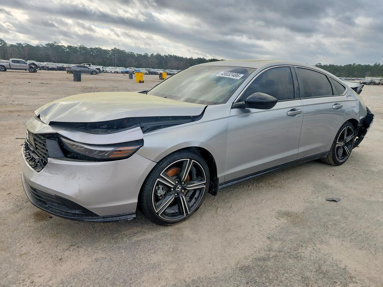 Salvage Honda Accord Image
