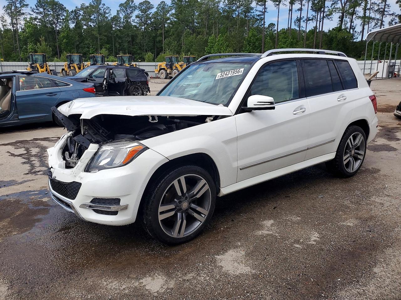 Salvage Mercedes-Benz GLK Image