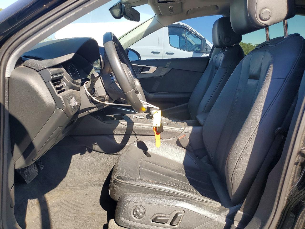Audi A4 Premium