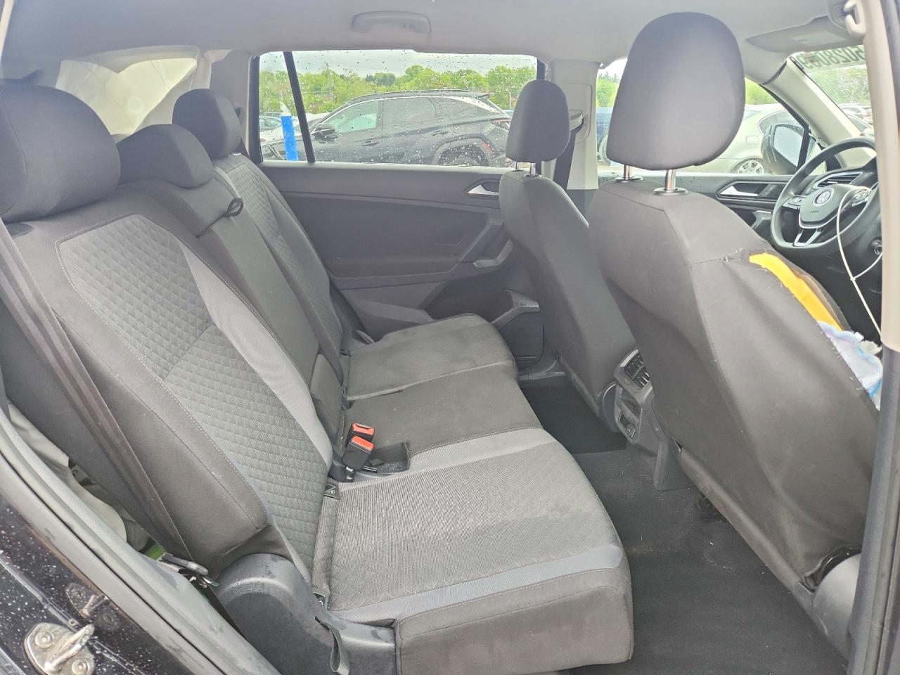Volkswagen Tiguan S