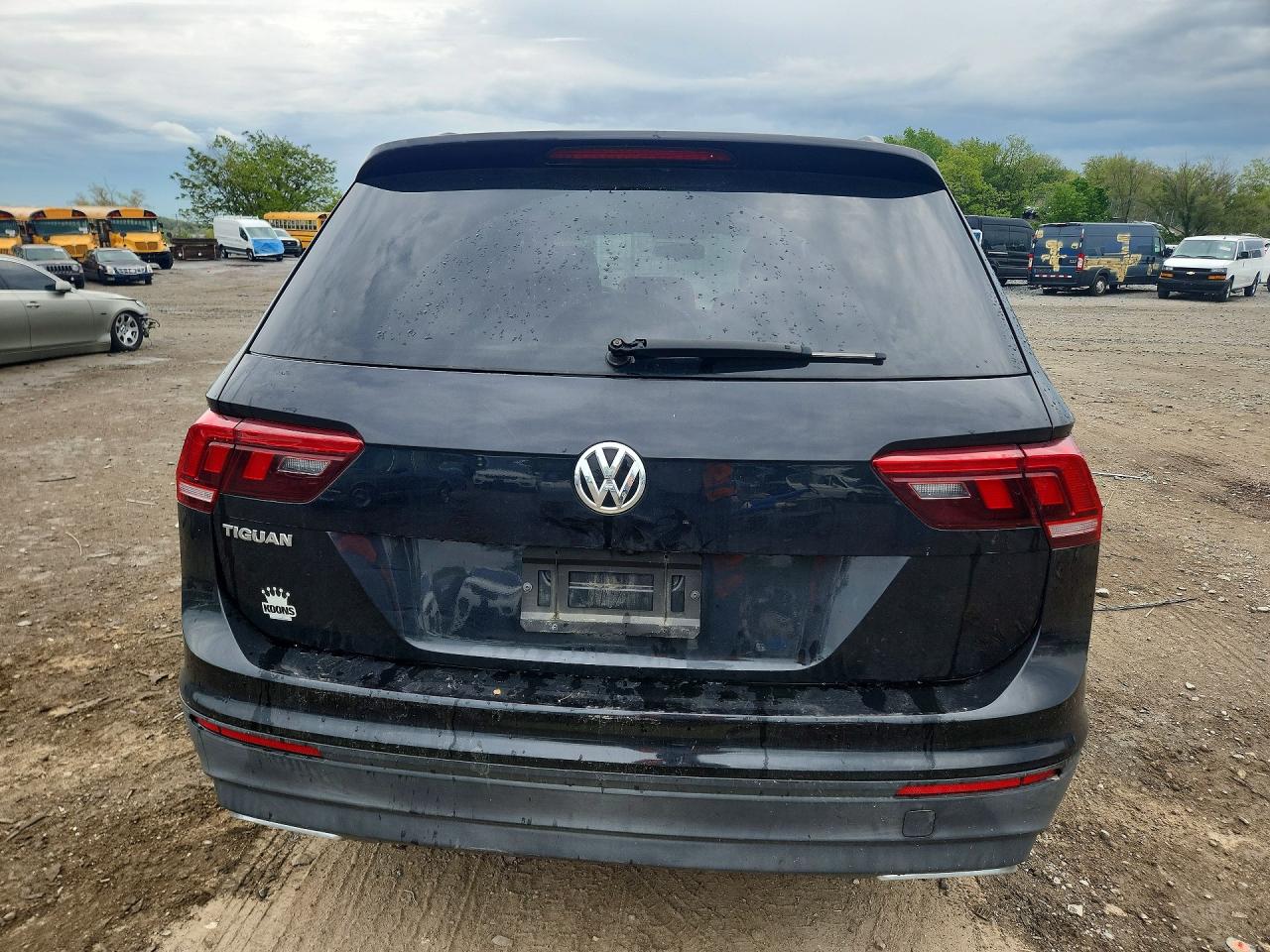Volkswagen Tiguan S