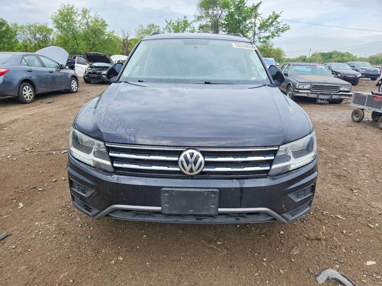 Volkswagen Tiguan S