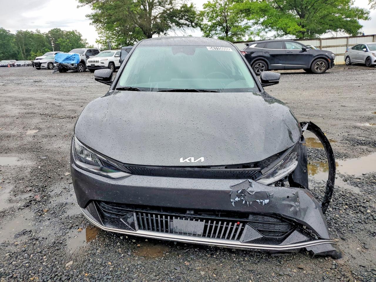 Kia EV6 Wind