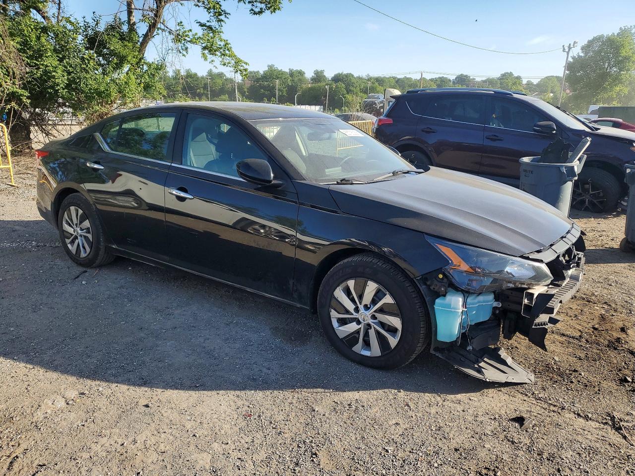 Nissan Altima S