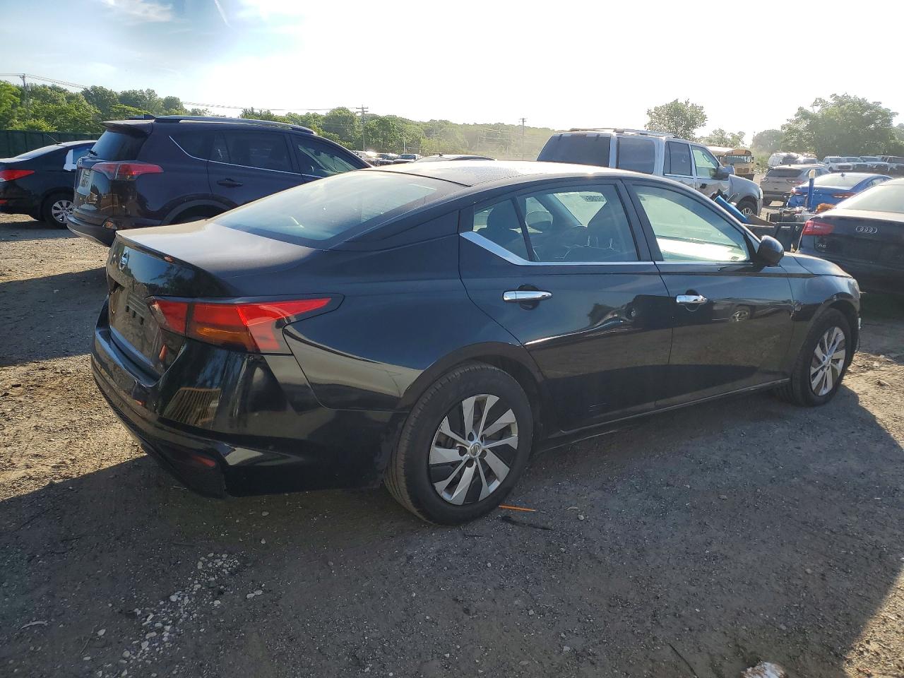 Nissan Altima S