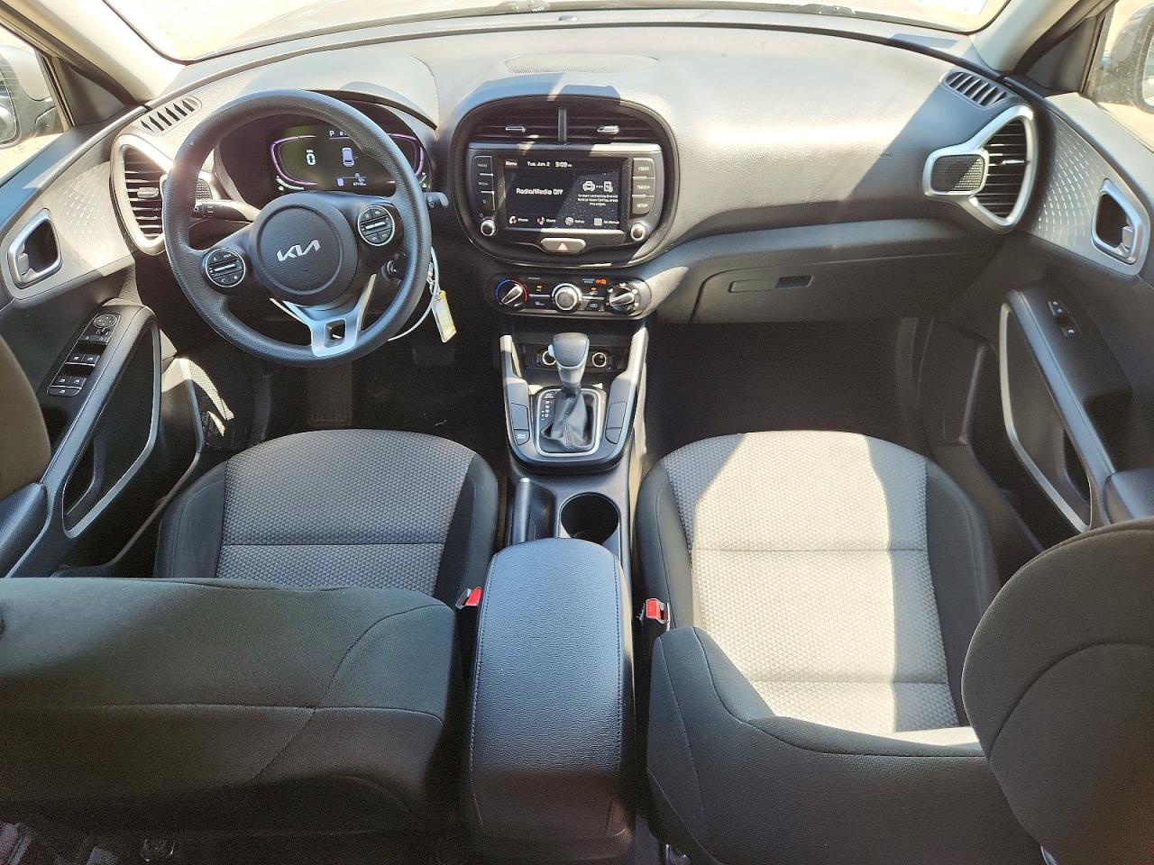 Kia Soul Lx