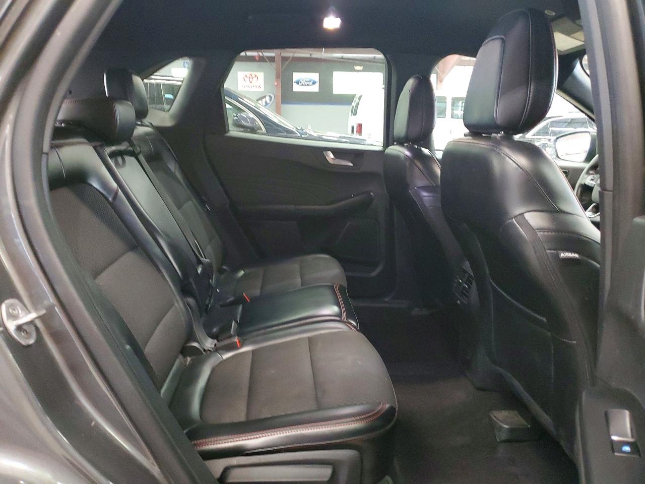 Ford Escape St Line