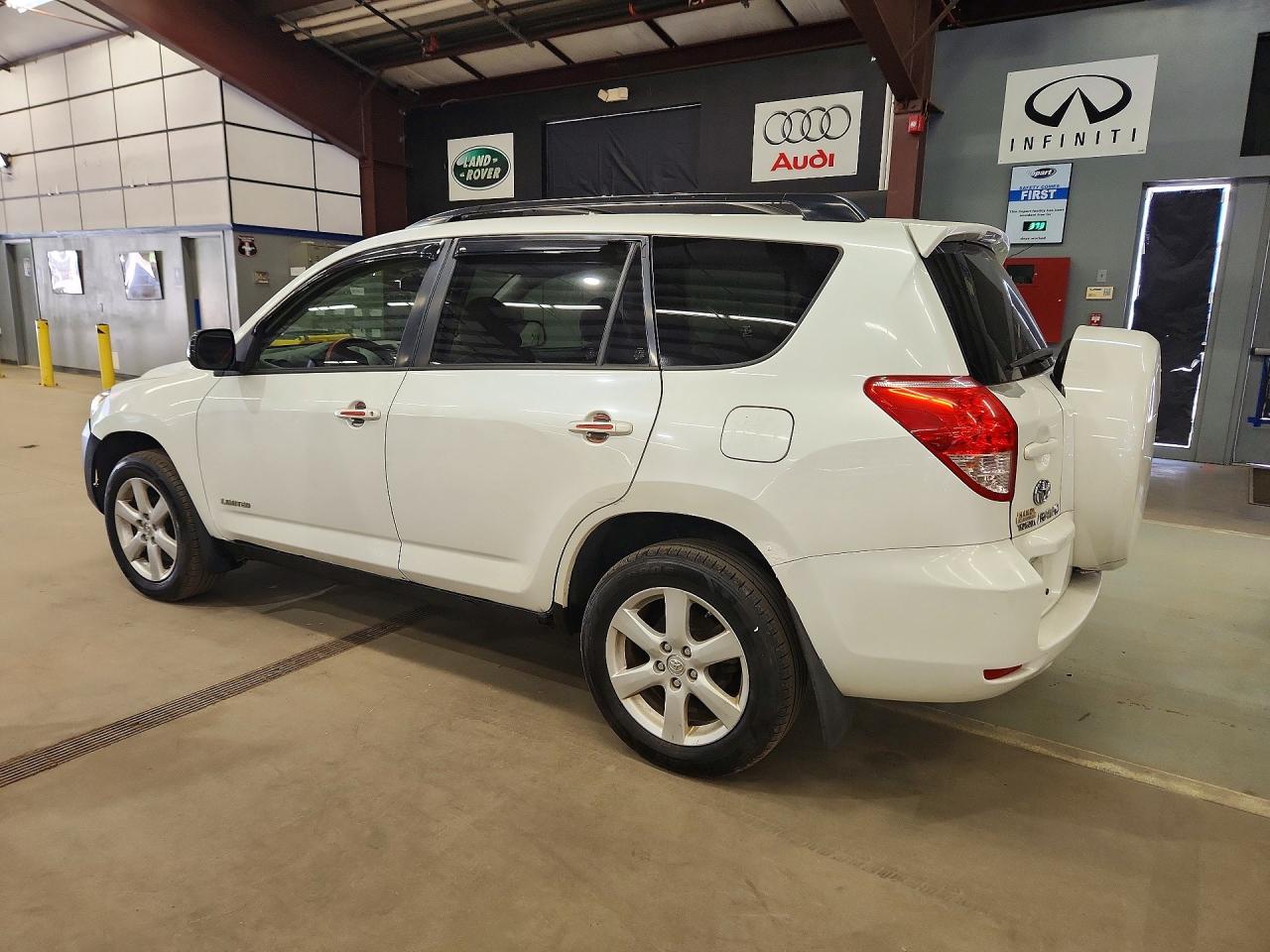 Toyota RAV4 Limited
