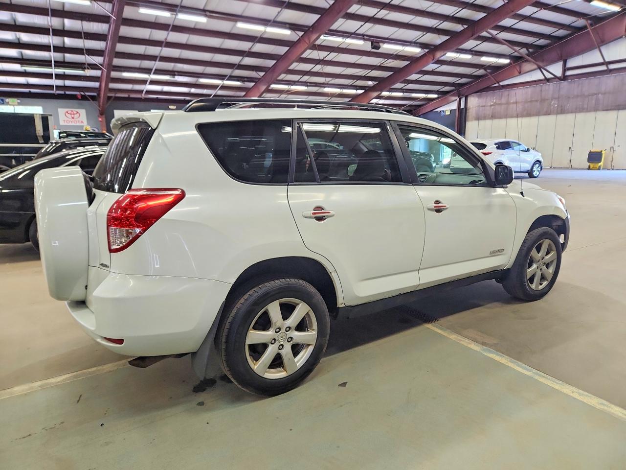 Toyota RAV4 Limited