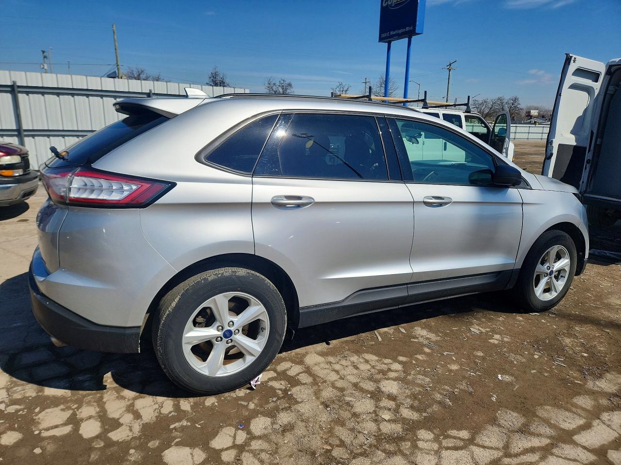 Ford Edge Se