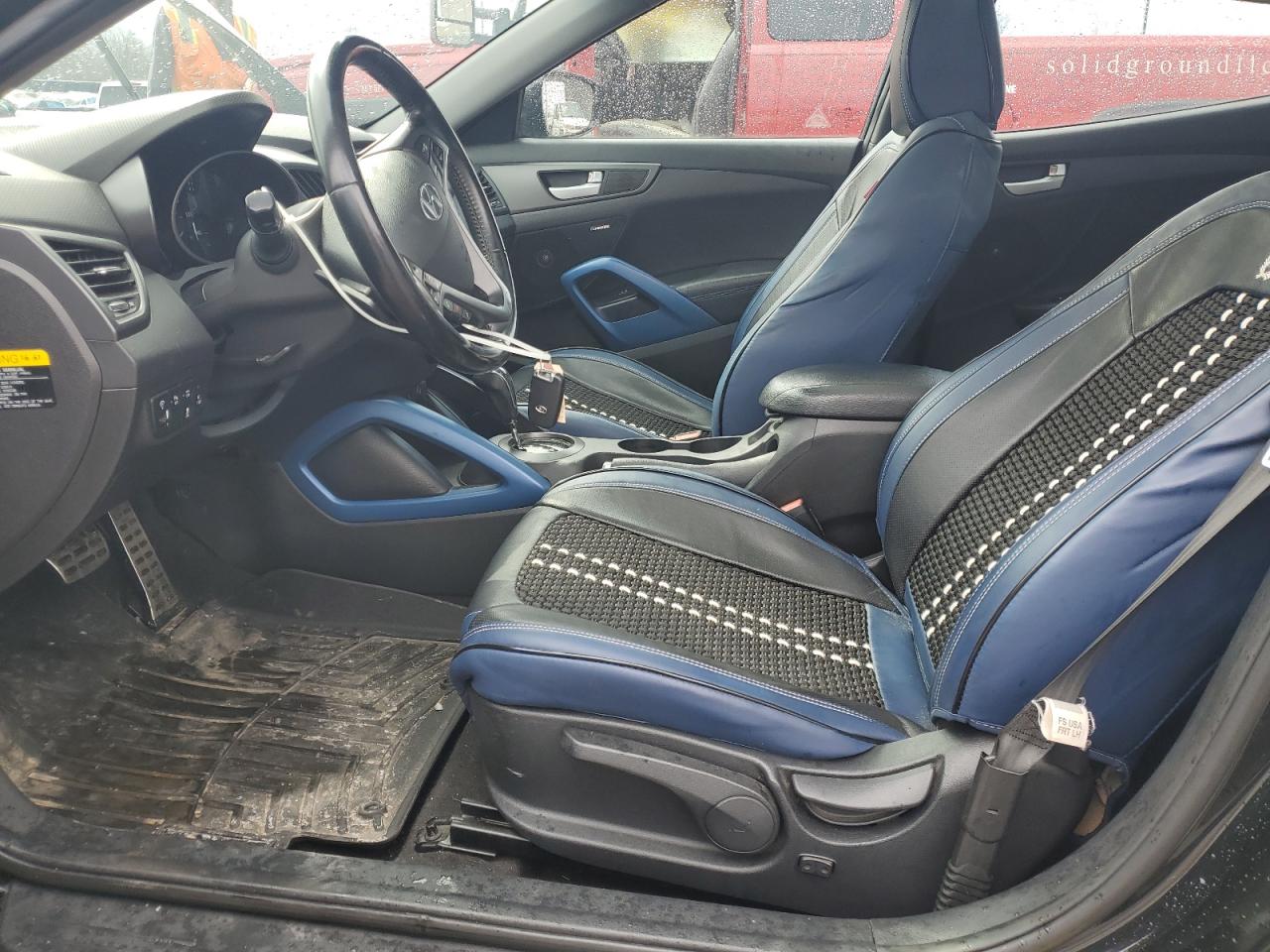 Hyundai VELOSTER Turbo