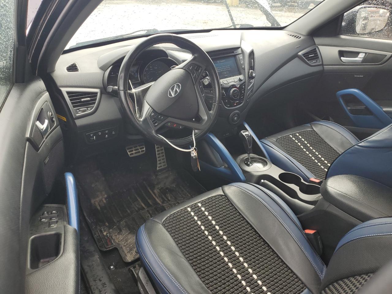 Hyundai VELOSTER Turbo