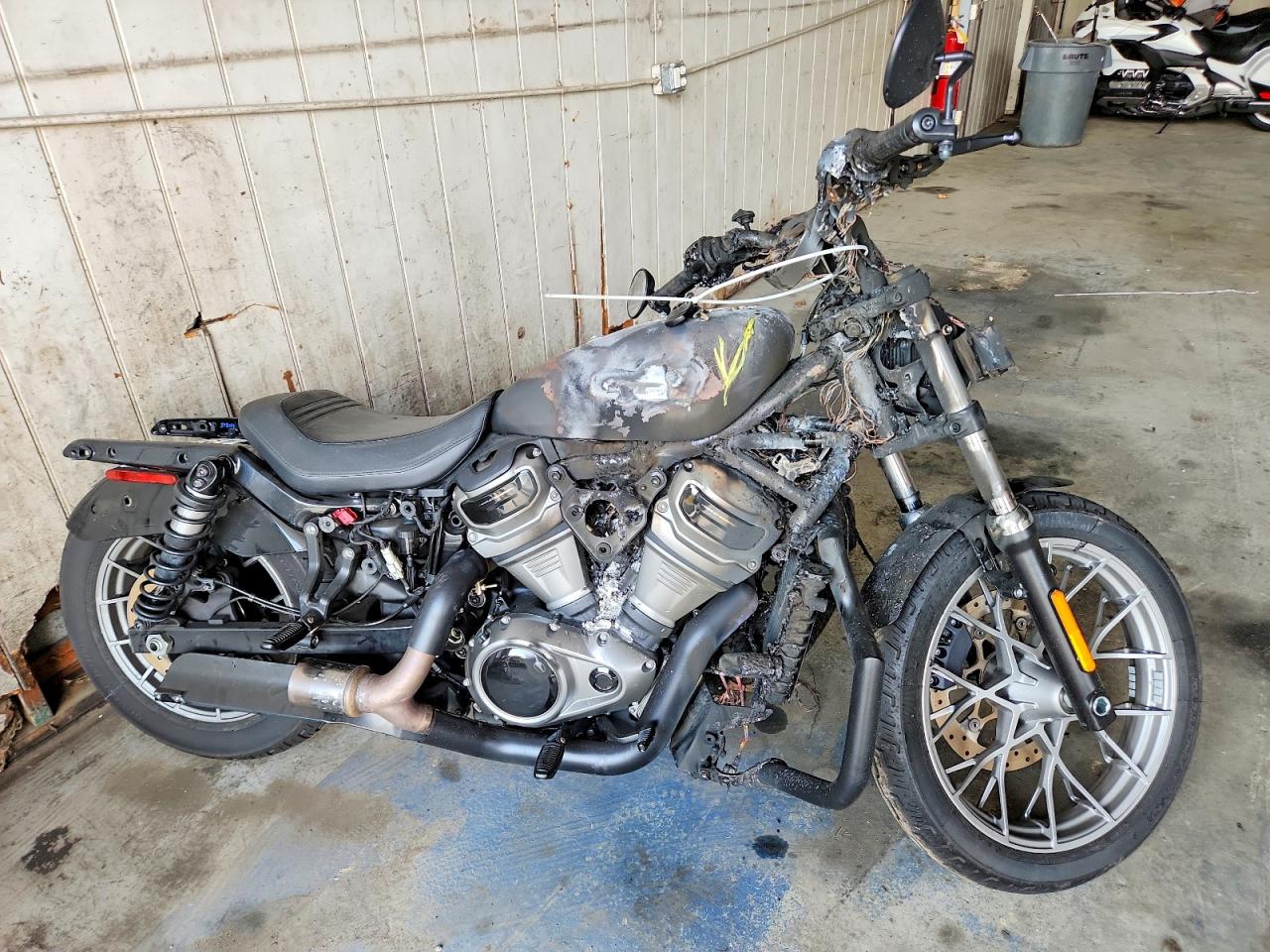 Salvage Harley-Davidson Rh975 Image