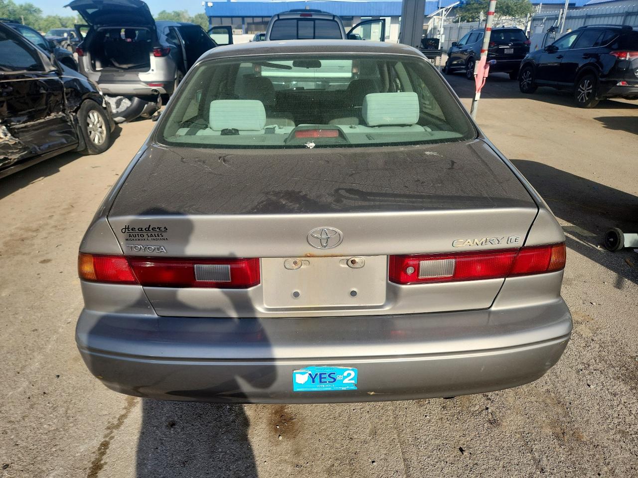 Toyota Camry Le