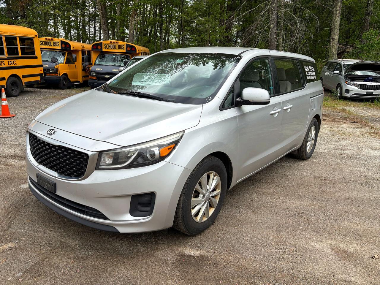 Kia Sedona L