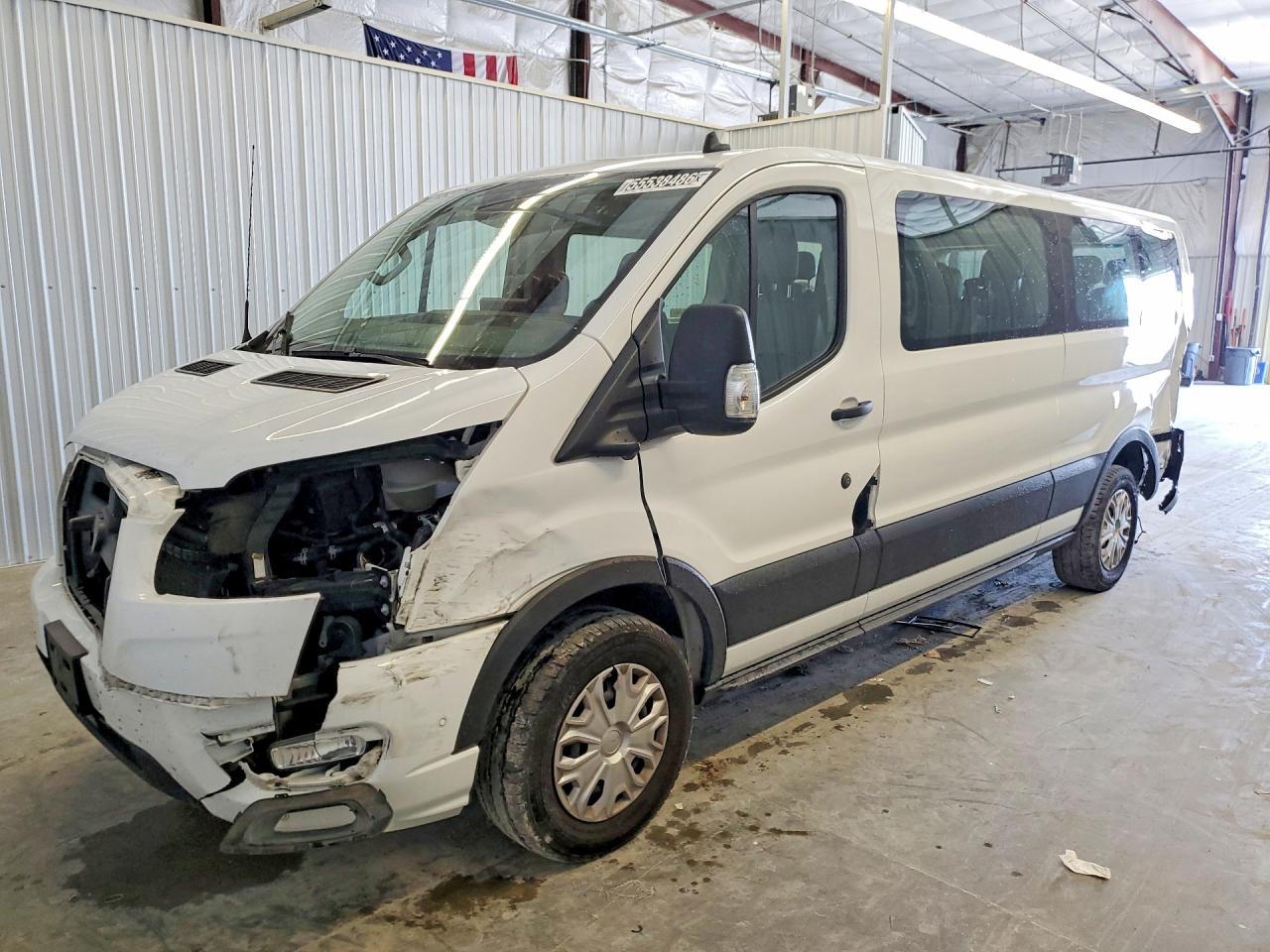 Salvage Ford Transit Image