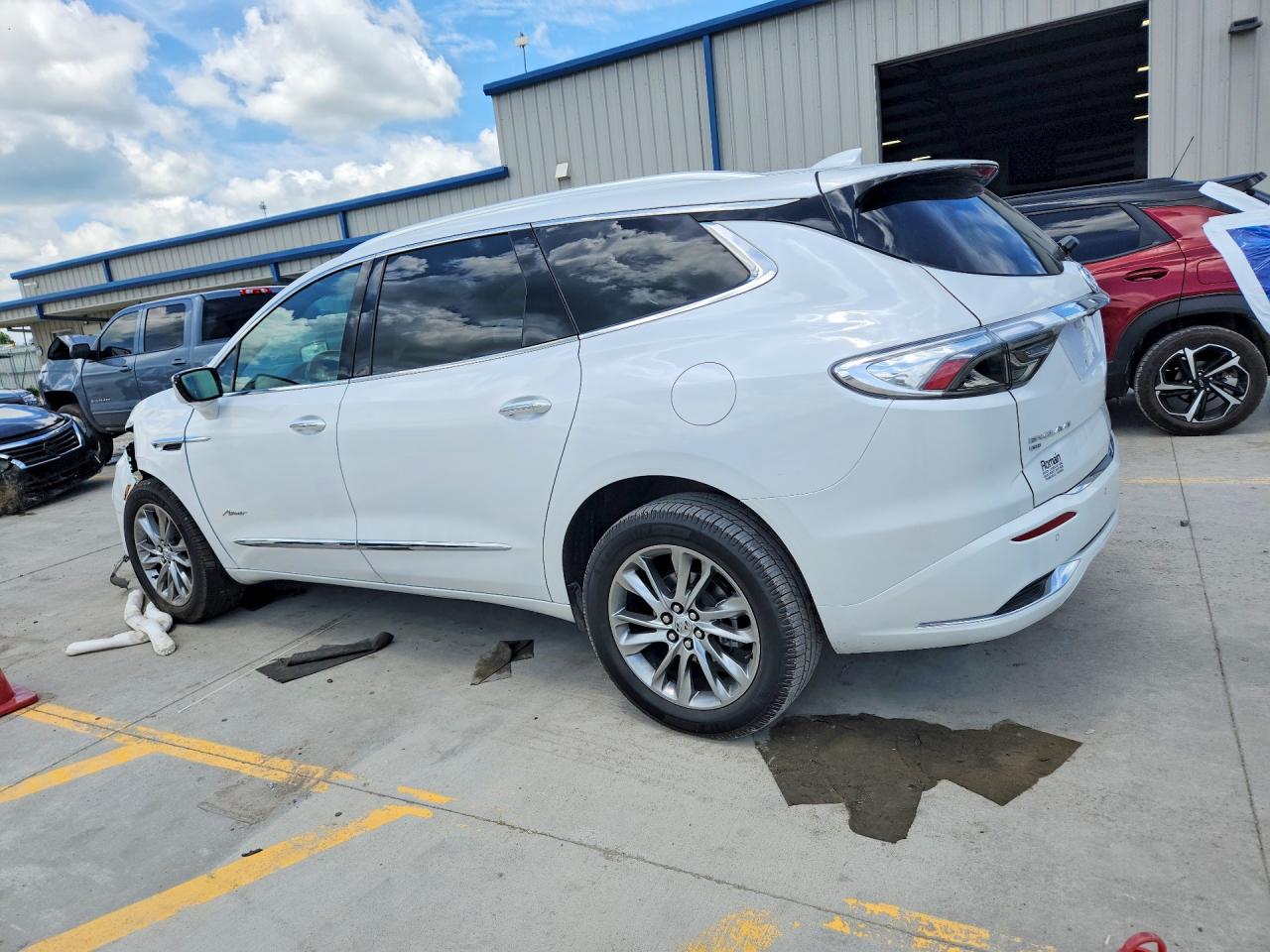 Buick Enclave Avenir