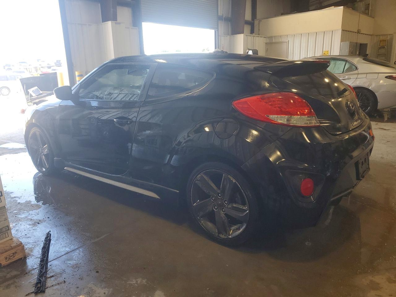 Hyundai VELOSTER Turbo