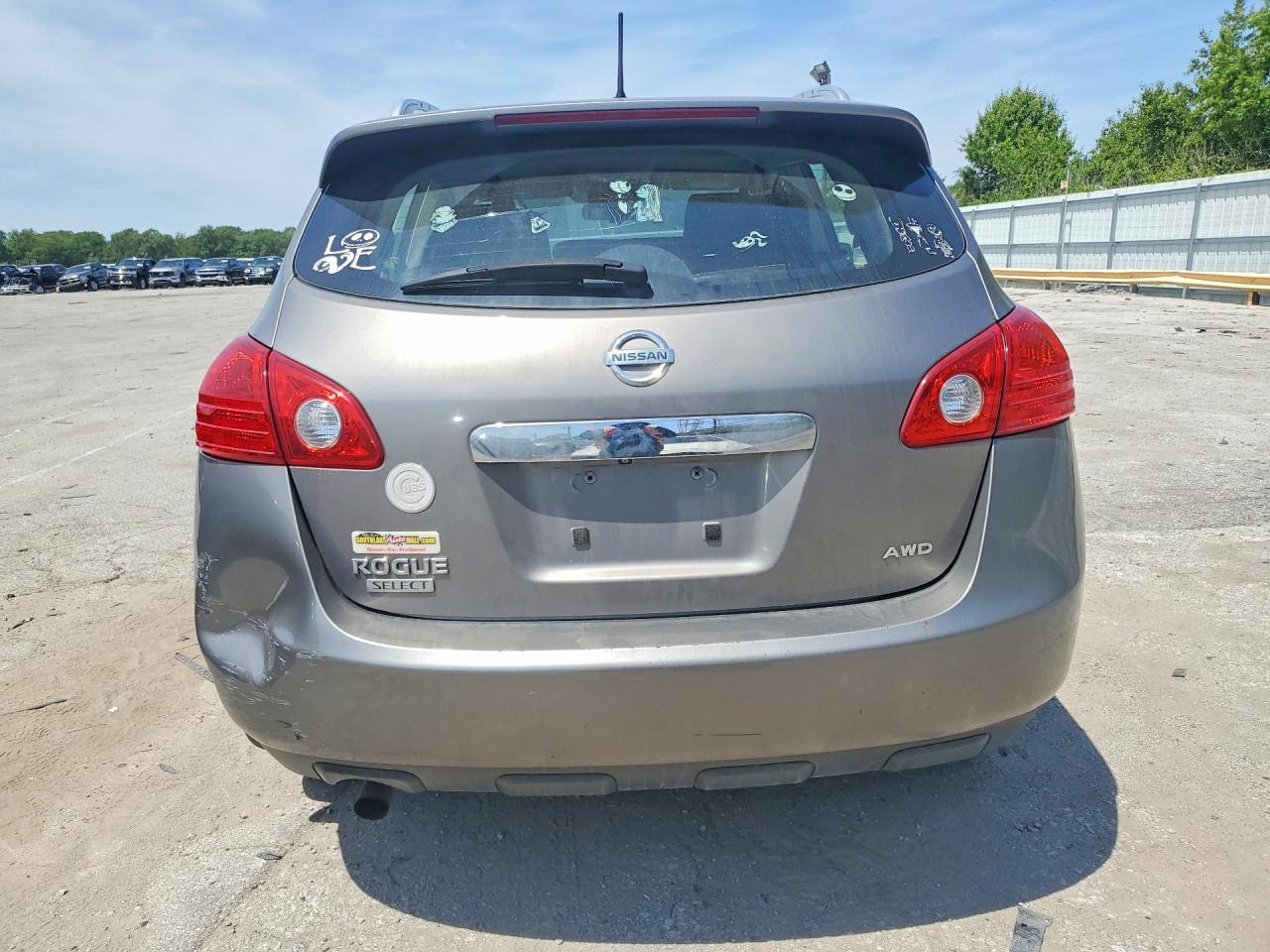 Nissan Rogue S