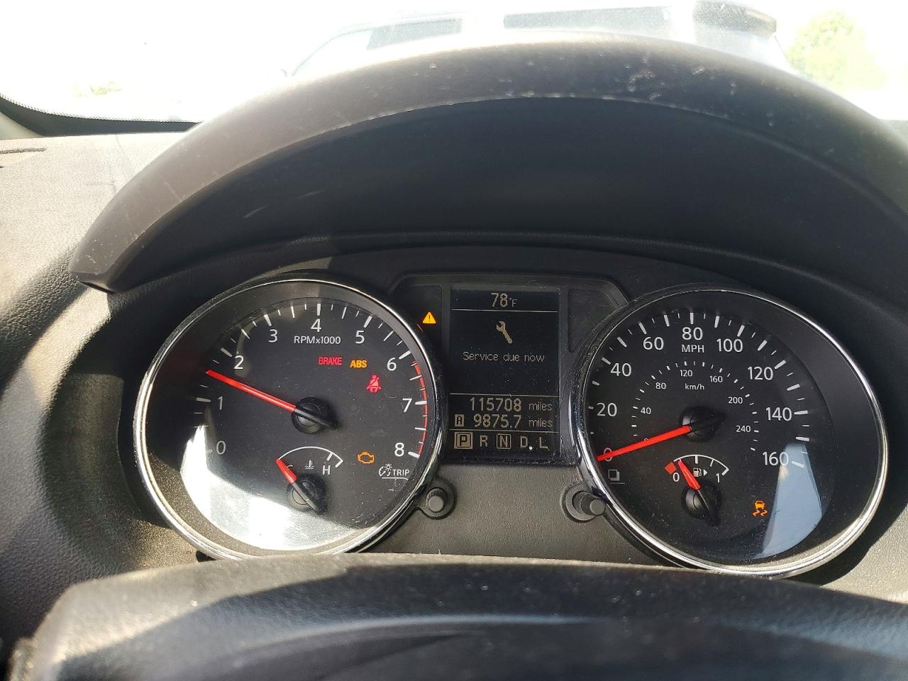 Nissan Rogue S