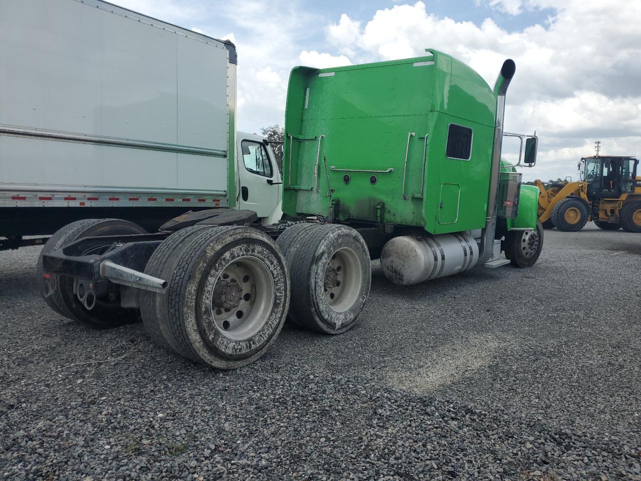 Peterbilt 389