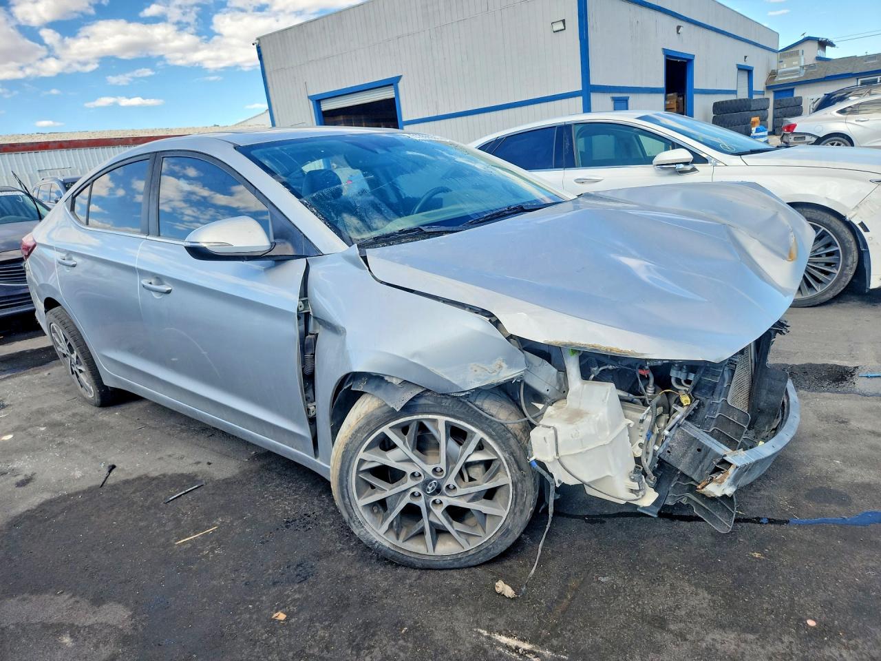 Hyundai ELANTRA Limited