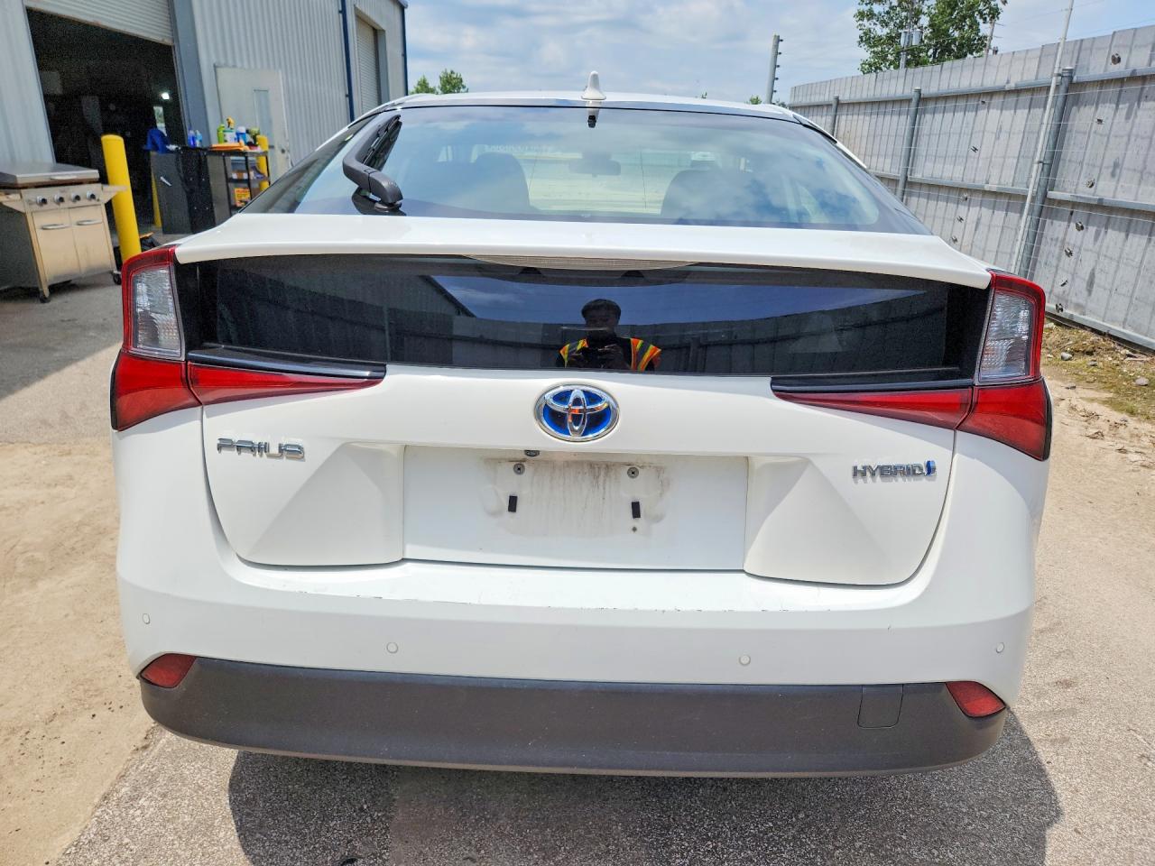 Toyota Prius Le